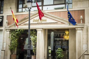 Гостиница Hôtel Atenas  Тетуан